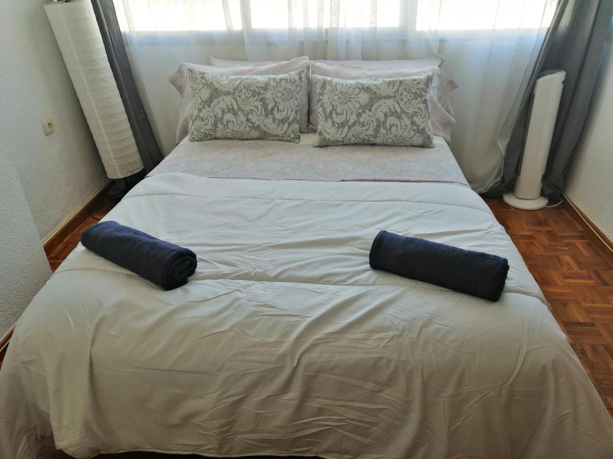 Rooms Estacion Аликанте Номер фото